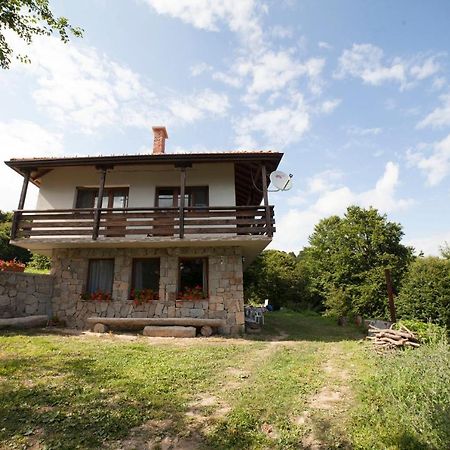 Kesta Za Gosti Cervena Yabelka Hotel Vranyantsi Bagian luar foto