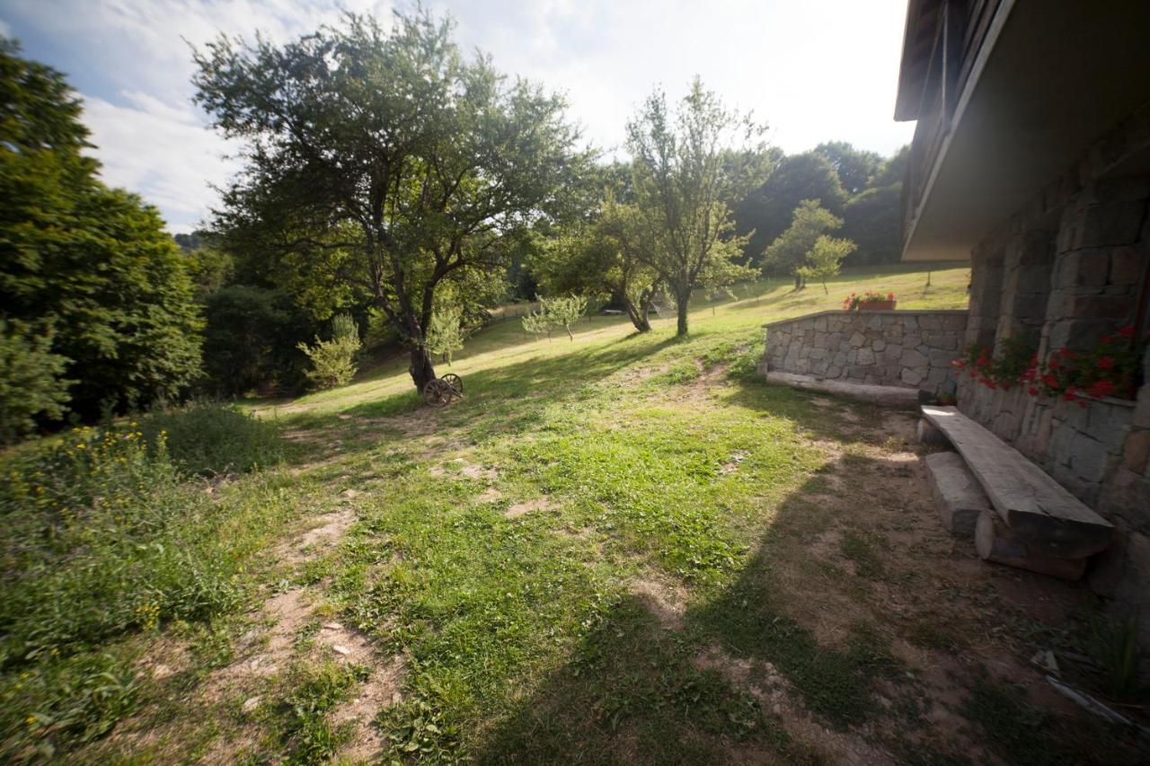 Kesta Za Gosti Cervena Yabelka Hotel Vranyantsi Bagian luar foto