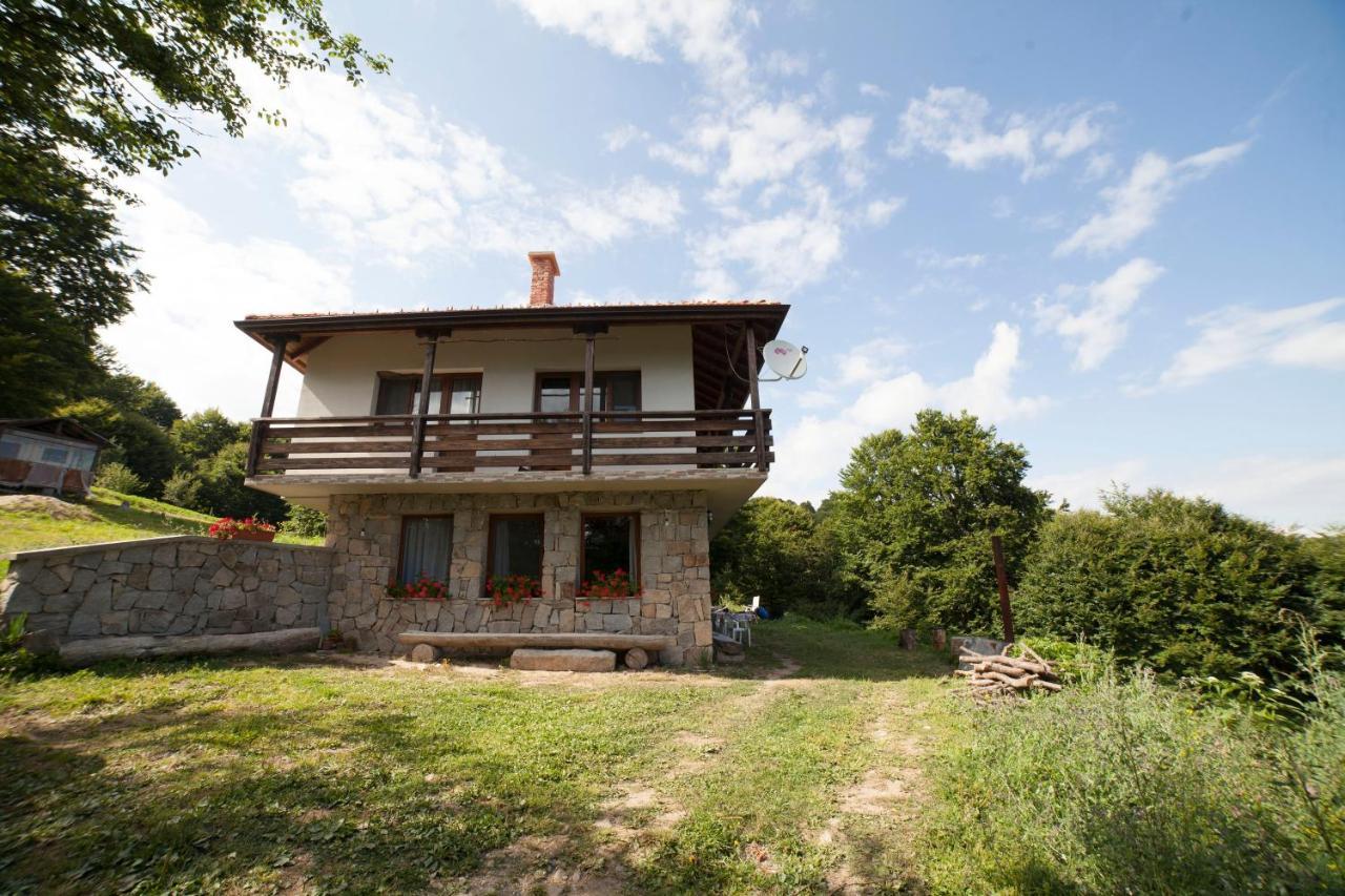 Kesta Za Gosti Cervena Yabelka Hotel Vranyantsi Bagian luar foto