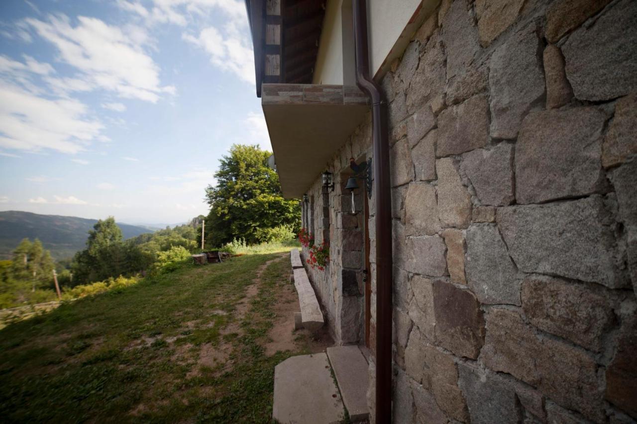 Kesta Za Gosti Cervena Yabelka Hotel Vranyantsi Bagian luar foto